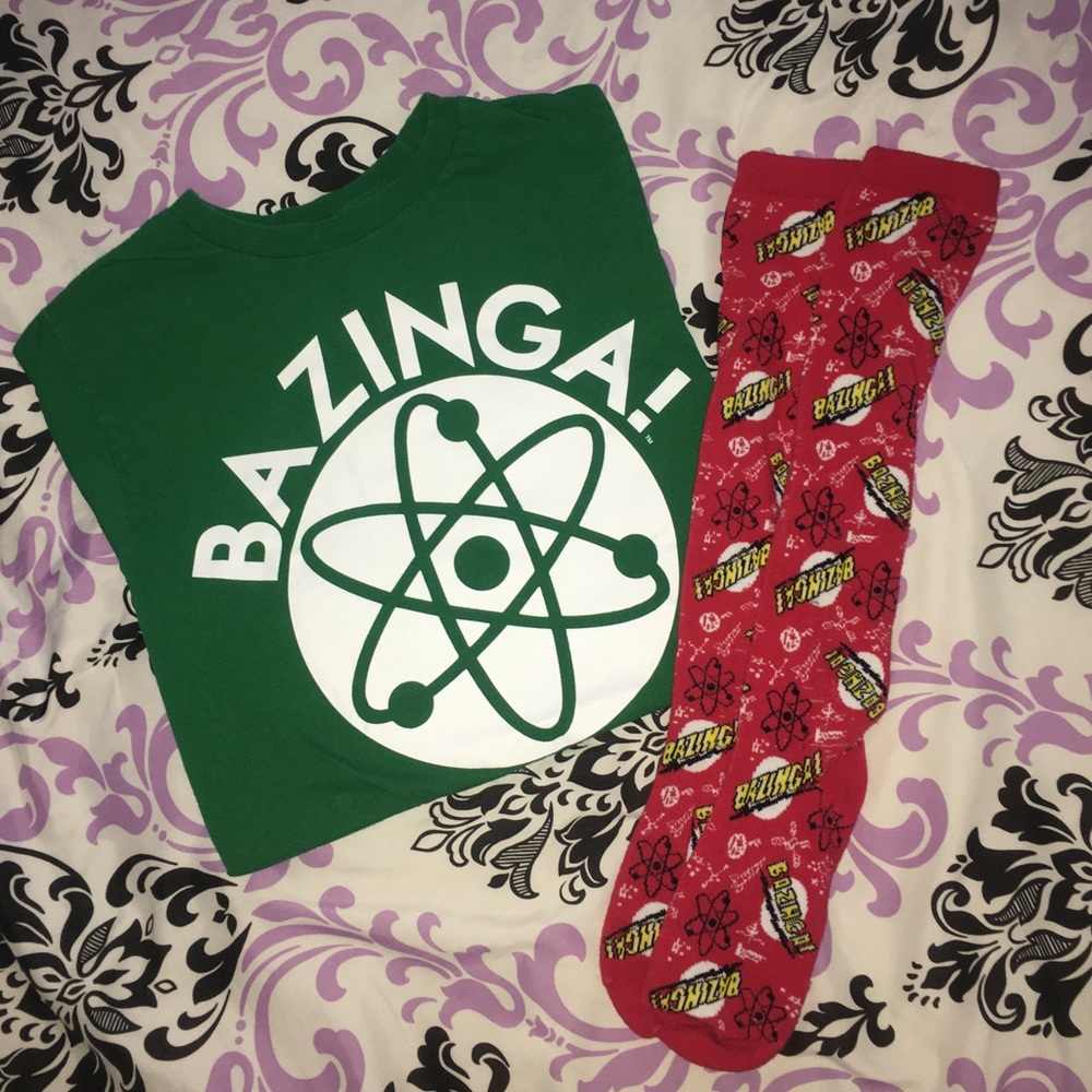 Big Bang theory bundle! Short sleeve T w/ socks!